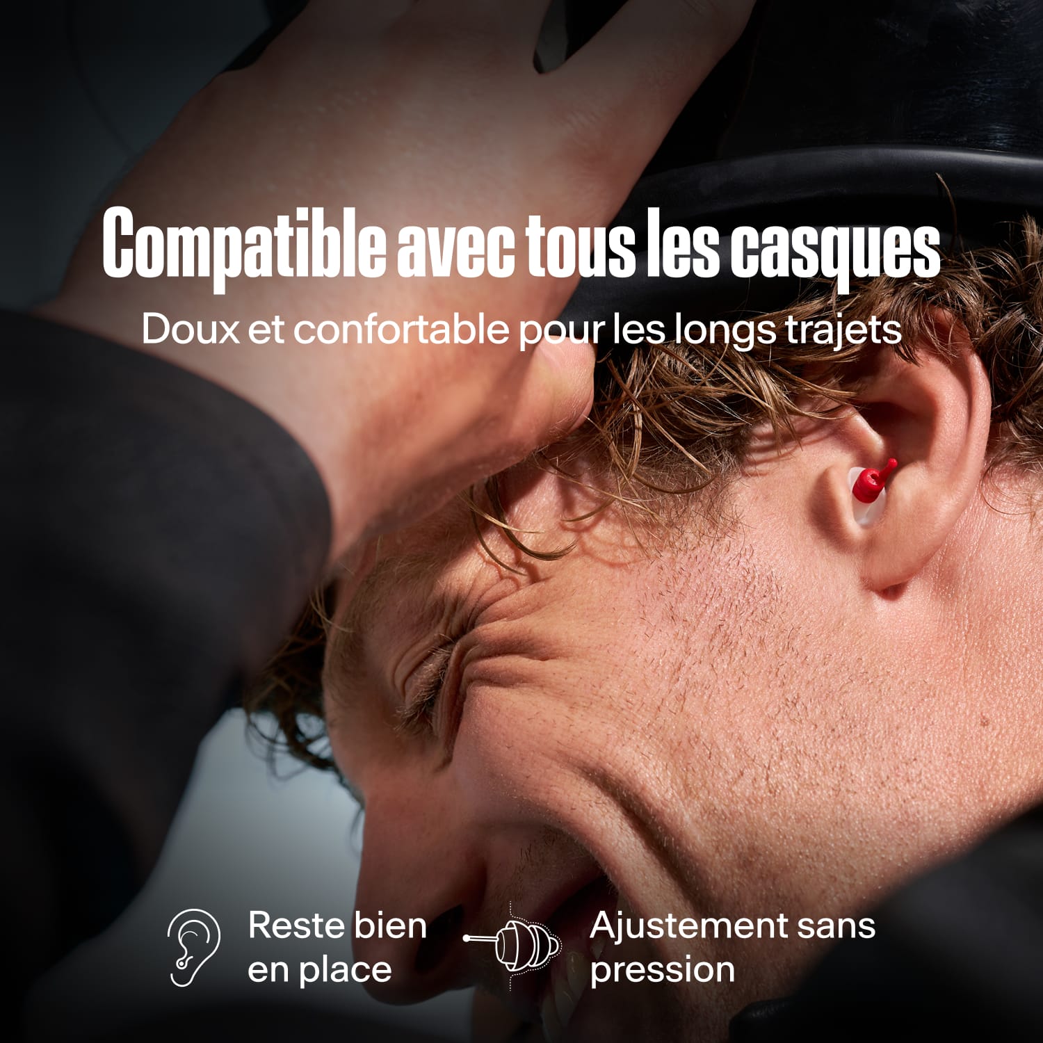 Motard portant un bouchon d&